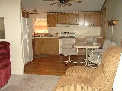 3rd image of 50 Nutmeg Ct