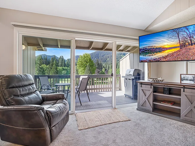 68650 E Bowmans Cir — Photo 2