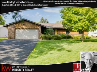 1991 Edgewater Ave, Arden Hills, MN 55112