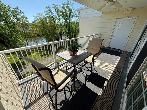 20374 Blue Point Dr, Rehoboth Beach, DE 19971