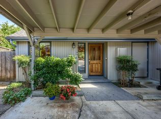 1146 Bon Bon Cir, Medford, OR 97504