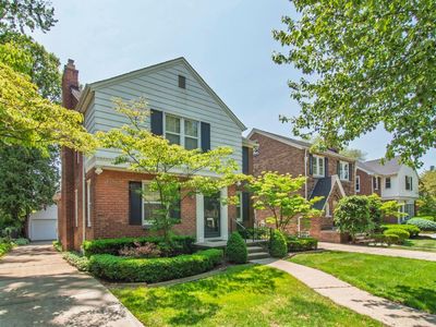 255 Merriweather Rd, Grosse Pointe Farms, MI, 48236