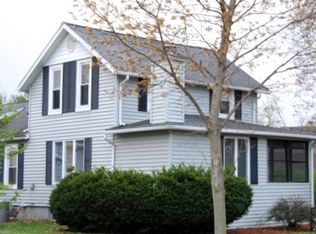 202 S Orange St, Morrison, IL 61270