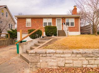 8903 Pine Ave, Saint Louis, MO