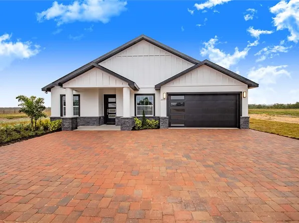 2200 McClellan Rd, Frostproof, FL 33843