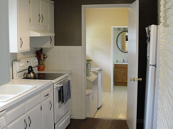 Kitchen, Laundry, 1/2 bath