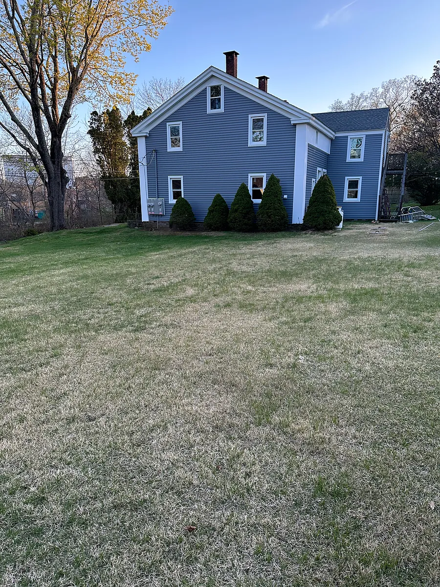Building Photo - 8 Lake Ct #2