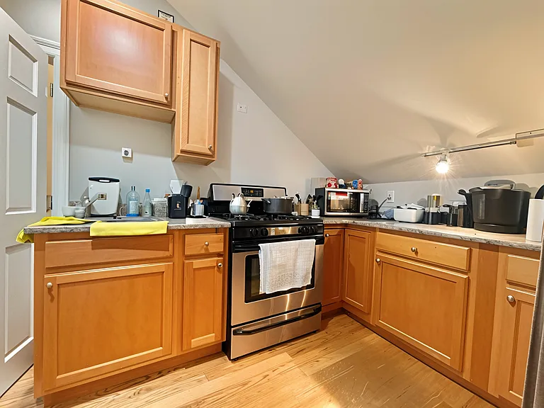 21 Chestnut Hill Ave #3 — Photo 5