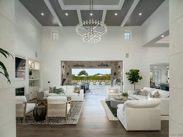 7978 Run Of The Knls, San Diego, CA 92127