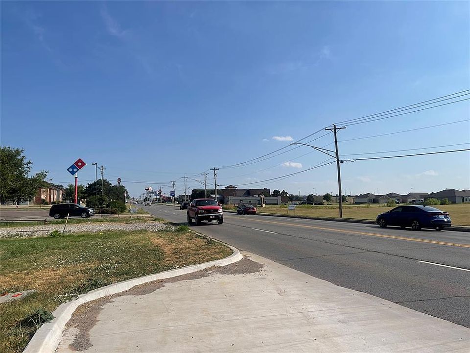 2nd image of 1921 S Country Club Rd #1