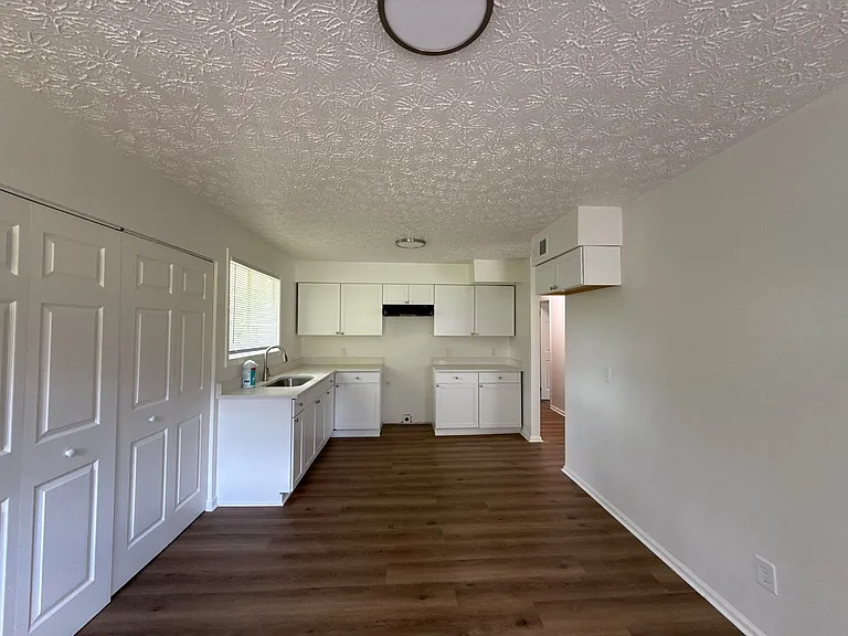 4911 Dorado Cir — Photo 5