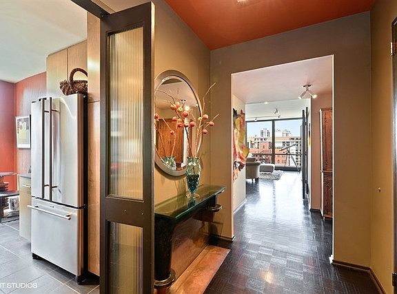 3rd image of 100 E Bellevue Pl APT 17E