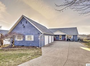 3807 Apple Valley Dr, Howard, OH 43028