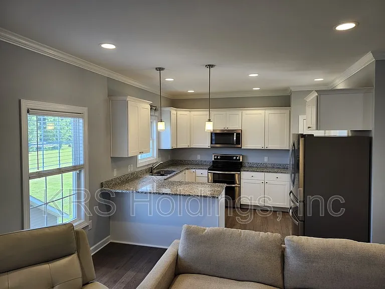 4517 Wiltshire St — Photo 8