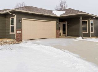 5204 E Villa Ridge St, Sioux Falls, SD 57110
