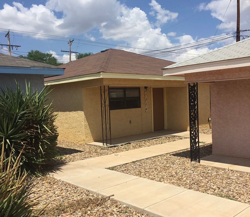 1st image of 1224 N Avenue L