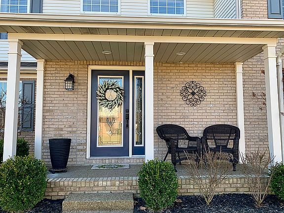 4th image of 3747 Rolling Rock Dr