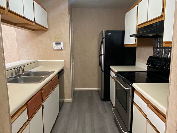 4th image of 3314 Clover Meadows Dr #Townhouse