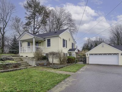 23500 Middlebelt Rd, Farmington Hills, MI, 48336