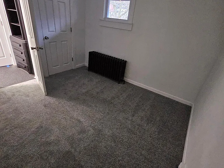 636 Lillian St — Photo 18
