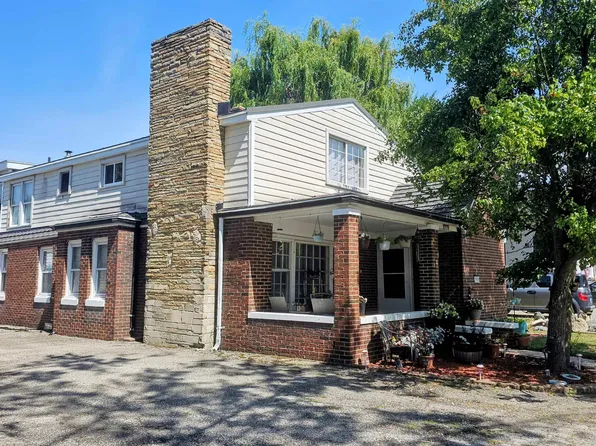 22929 Furton St, Saint Clair Shores, MI 48082