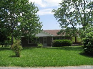 1386 Mollies Creek Rd, Gladys, VA 24554