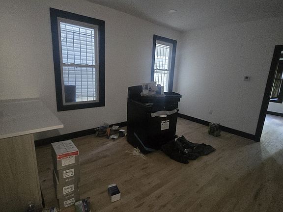 5th image of 459 S 14th St #G1