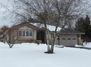137 Eaglesfield Way, Fairport, NY 14450