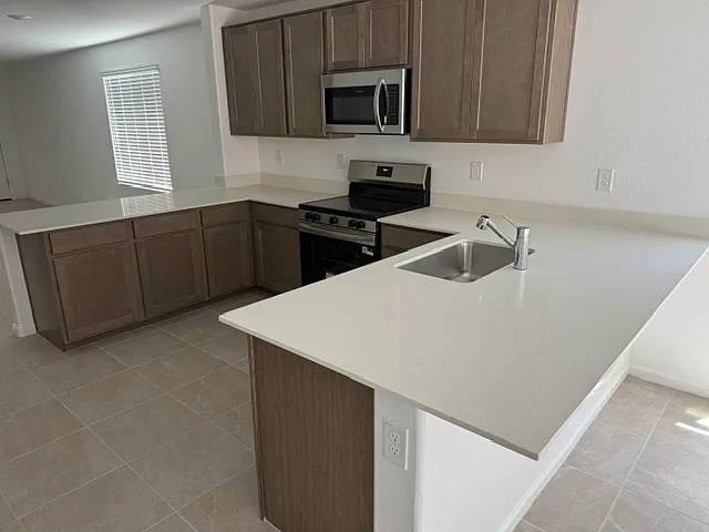 9675 W Picadilly Rd — Photo 2