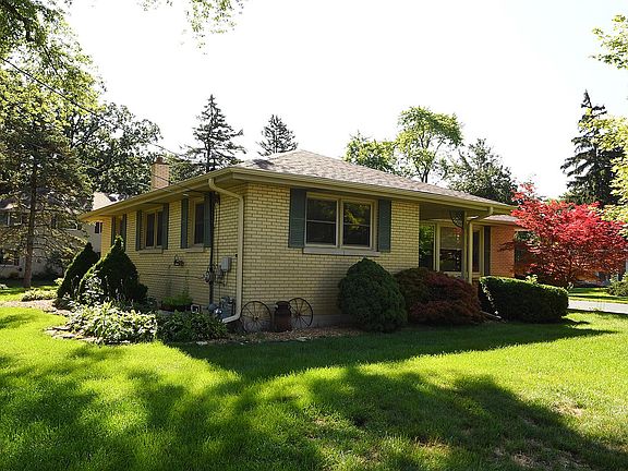 3rd image of 12101 S 71st Ave