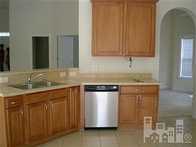 4th image of 707 Royal Fern Court