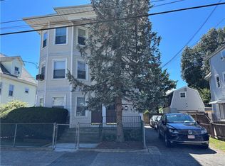 93 Oakland Ave, Pawtucket, RI 02861