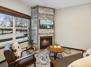 10241 3rd St NE #F, Blaine, MN 55434