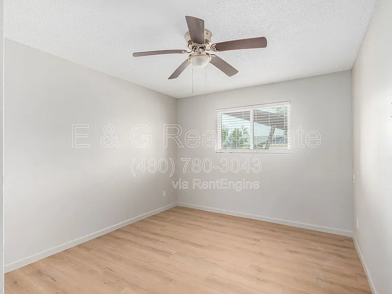 103 E Del Rio Dr — Photo 18