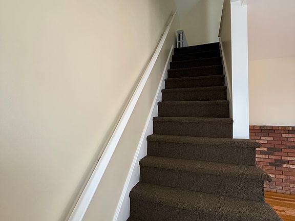 2nd image of 17 Weeman St