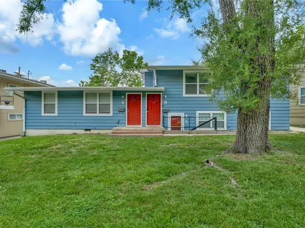 610 W 25th St, Lawrence, KS 66046