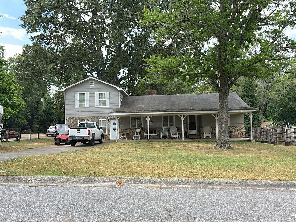 1st image of 2792 Rocky Ridge Rd NW