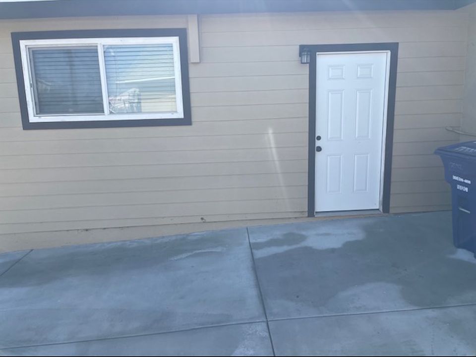 1st image of 2544C Walnut Grove Ave #1