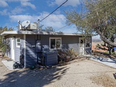9068 Buena Vista St, Apple Valley, CA, 92308