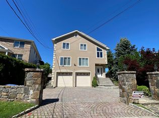 46 Glen Rd, Eastchester, NY 10709