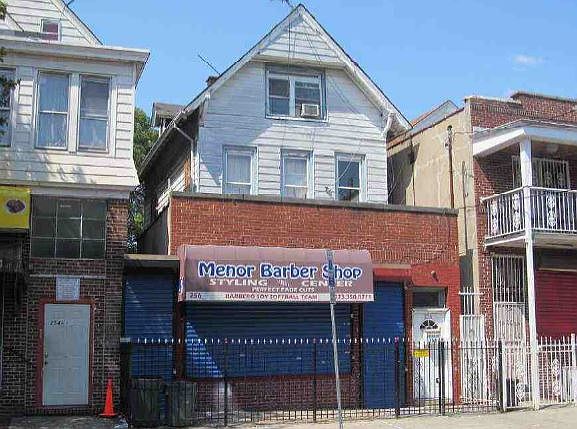 2nd image of 256 Clifton Ave