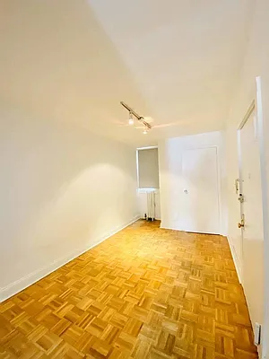 Rented by Compass | media 8