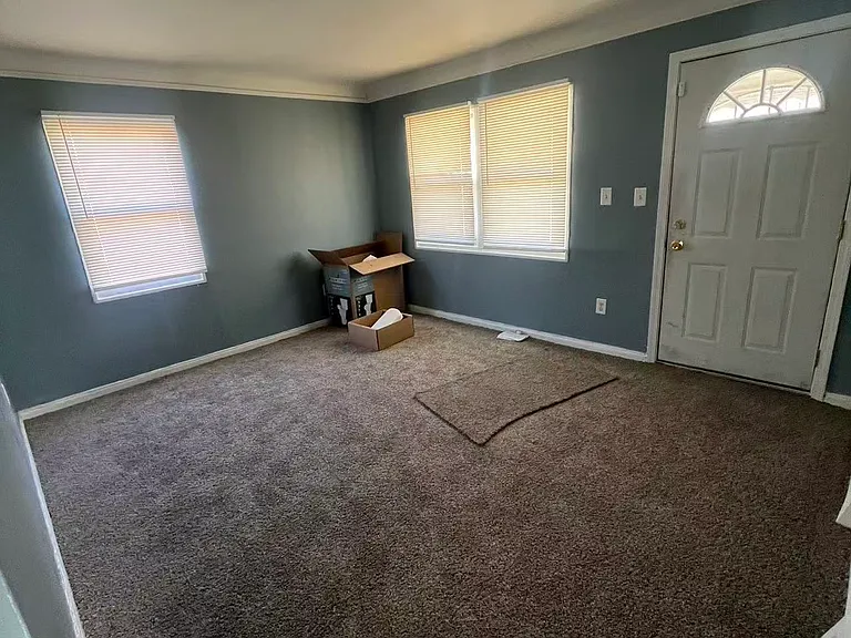 18485 Moenart St — Photo 17