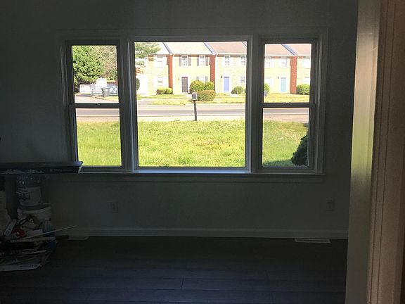 4th image of 2407 Lafayette Blvd