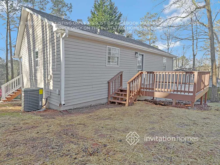 3335 Catalina Dr — Photo 24