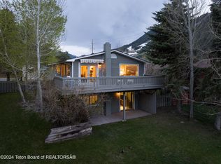 445 Flat Creek Dr, Jackson, WY 83001