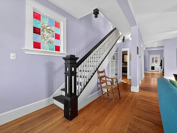 5th image of 218 Pace St