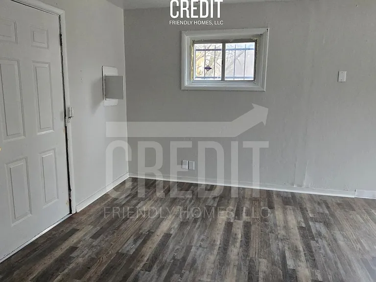 18 Violet Dr — Photo 2