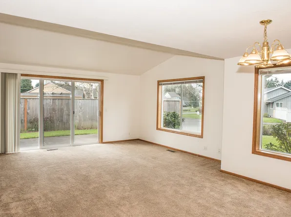 Crescent Gardens, 2709-2797 Matt Dr #2779, Eugene, OR 97408