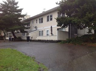 222 E 2nd St APT 2, Coquille, OR 97423